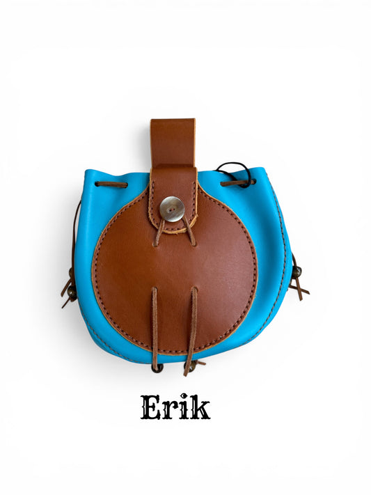 Erik Flask Pouch